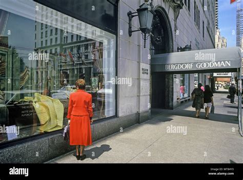 bergdorf goodman nyc history.